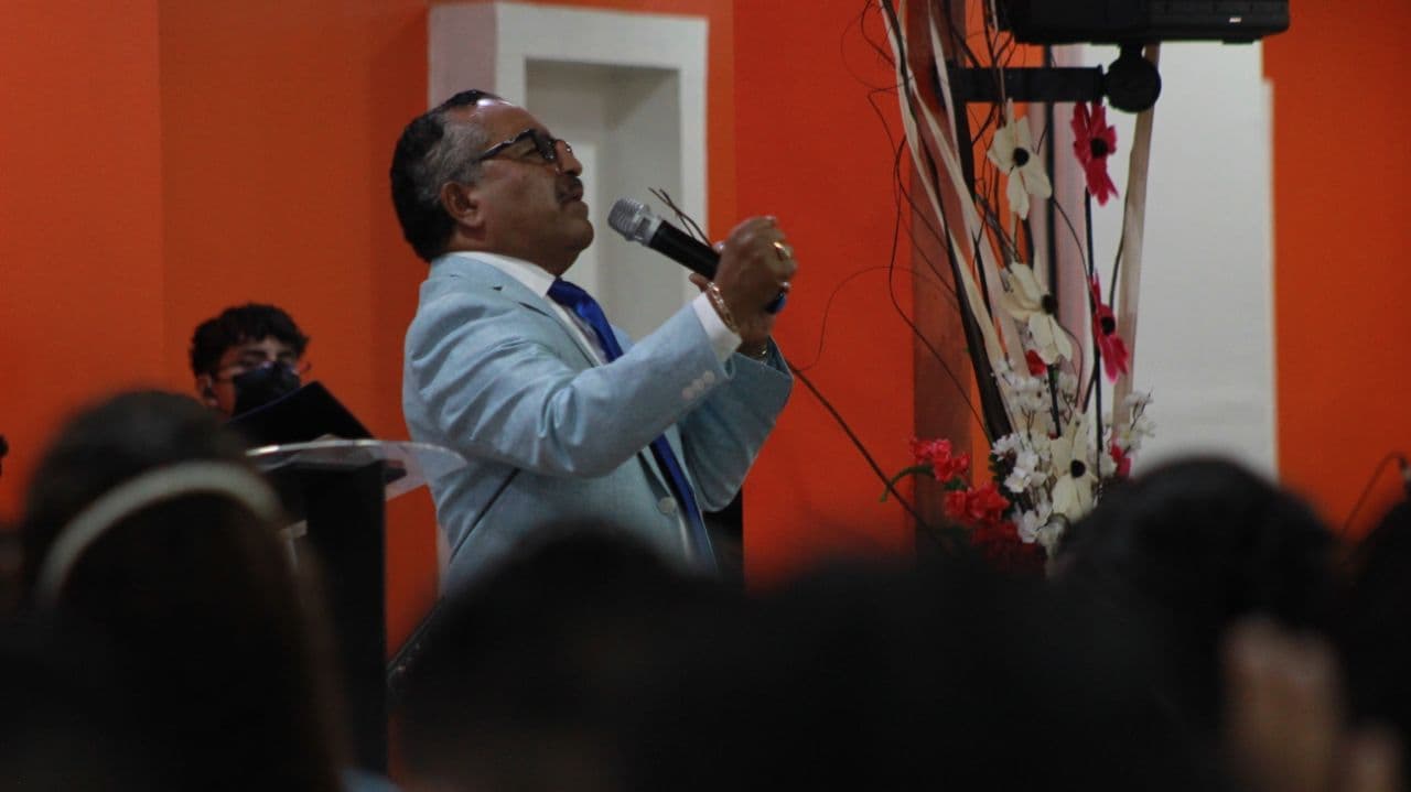 CULTO DE GLORIA – RESUMEN